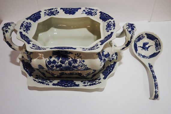 Sopera vintage de cerámica de Alfares de Pontesanpaio
